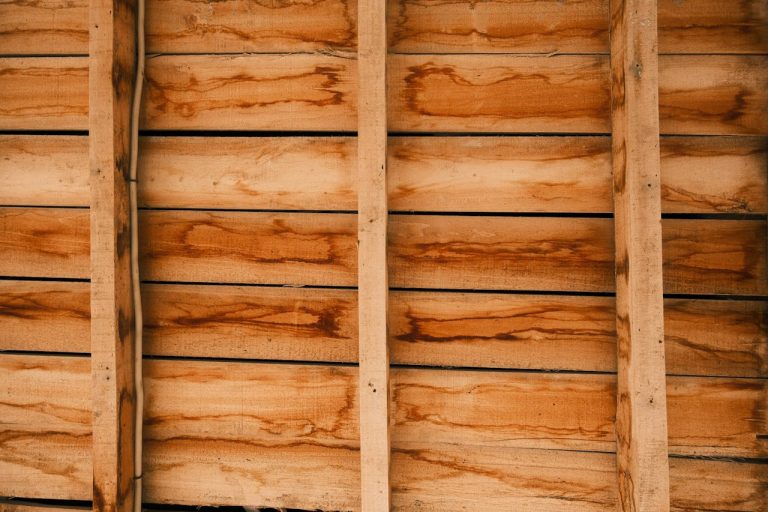 Faux plafond sur lattis-plâtre